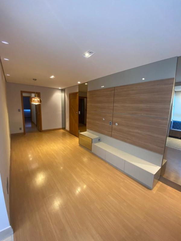 Apartamento, Sagrada Família, 3 Quartos, 2 Vagas, 1 Suíte