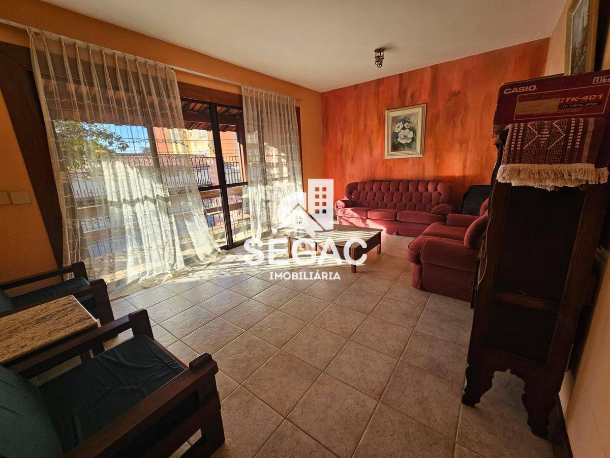 Casa, Nova Suíssa, 3 Quartos, 5 Vagas, 1 Suíte