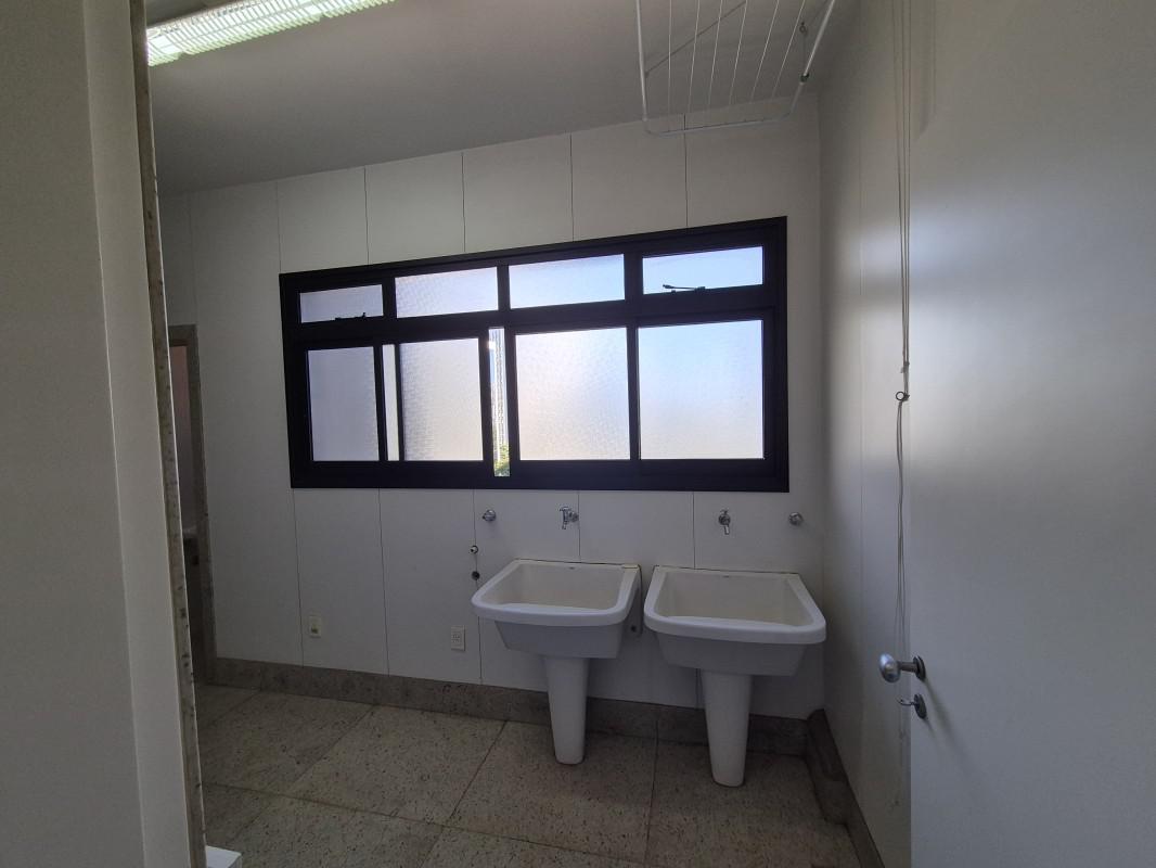 Apartamento, Lourdes, 4 Quartos, 4 Vagas, 2 Suítes