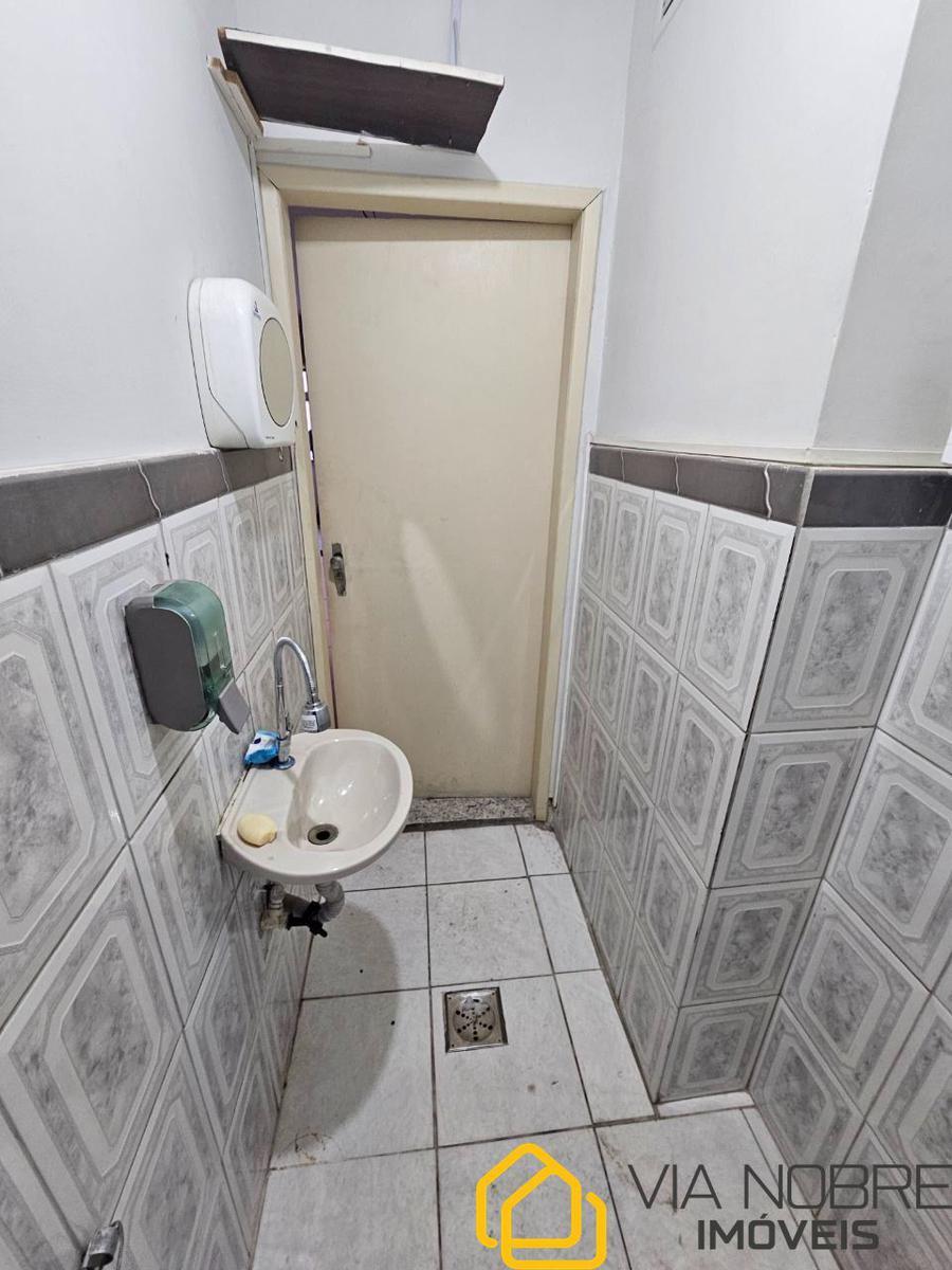 Sala, Centro