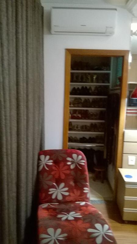 Casa, Cabral, 4 Quartos, 2 Vagas, 1 Suíte