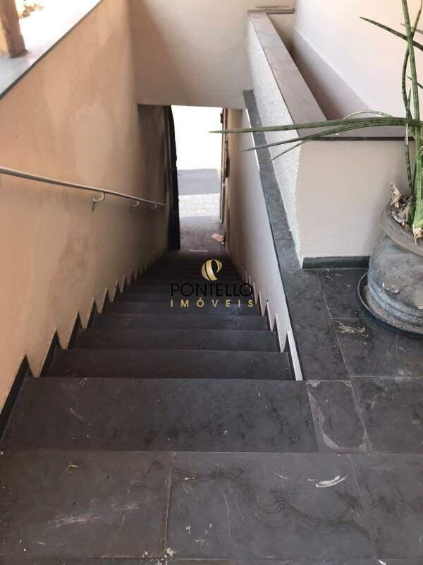 Casa, Centro, 3 Quartos, 0 Vaga, 1 Suíte