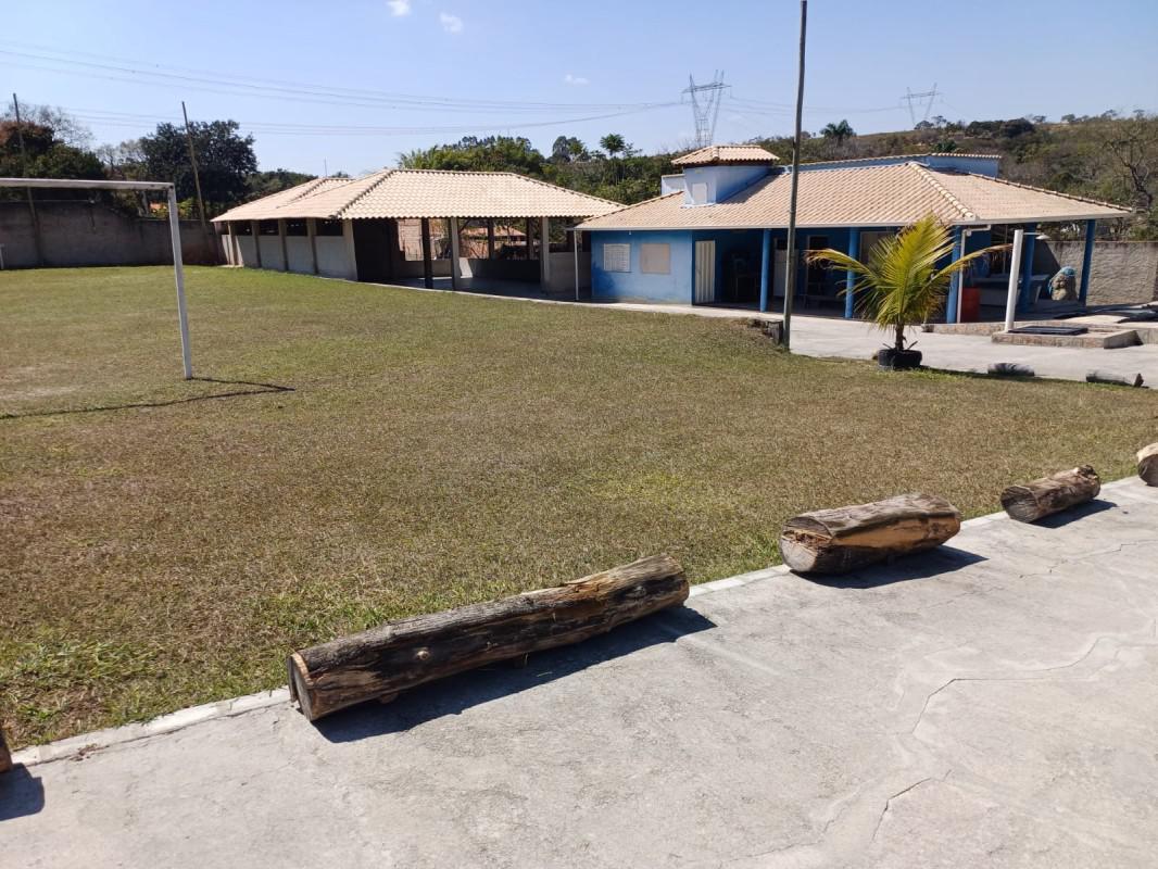 Fazenda, Tropeiros, 8 Quartos, 10 Vagas, 1 Suíte