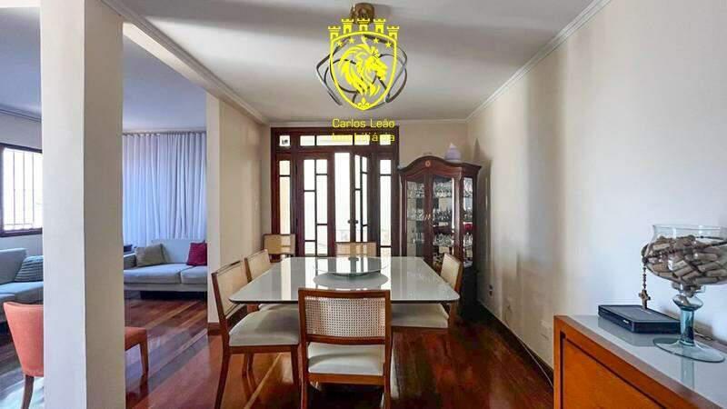 Casa, Comiteco, 4 Quartos, 4 Vagas, 2 Suítes