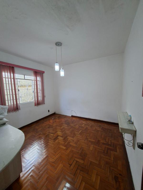 Casa, Santa Rosa, 5 Quartos, 3 Vagas, 1 Suíte