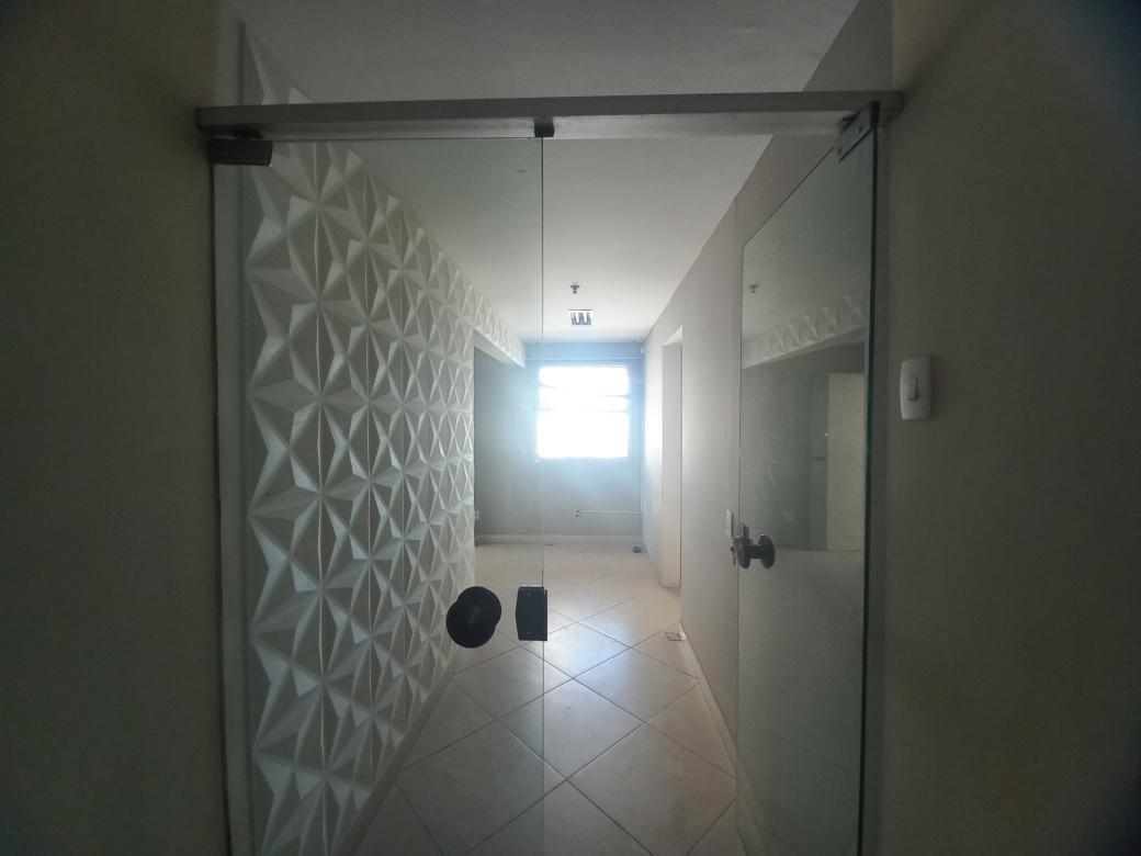 Sala, Barro Preto, 0 Quarto, 0 Vaga
