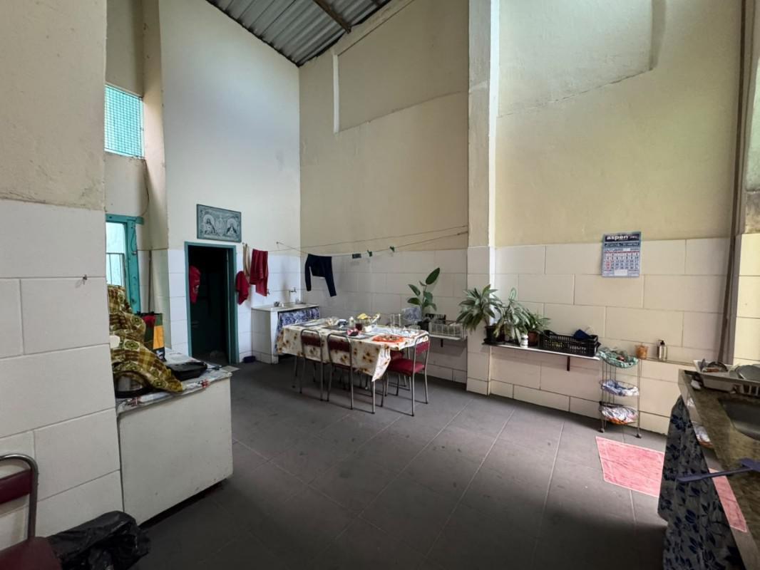 Casa, Concórdia, 4 Quartos, 2 Vagas, 1 Suíte