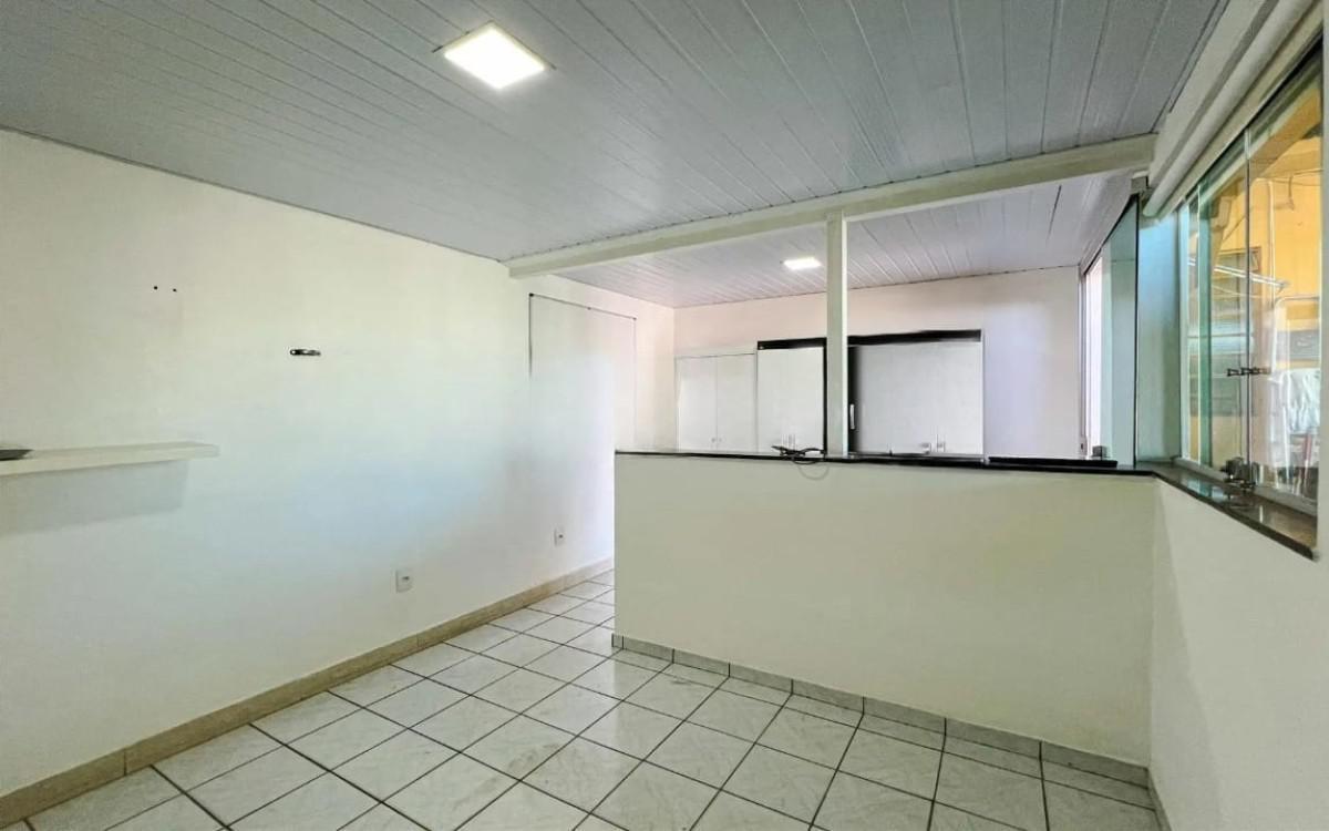 Casa, Sagrada Família, 2 Quartos, 3 Vagas, 2 Suítes