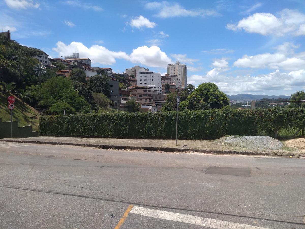 Lote, Padre Eustáquio, 0 Quarto, 0 Vaga