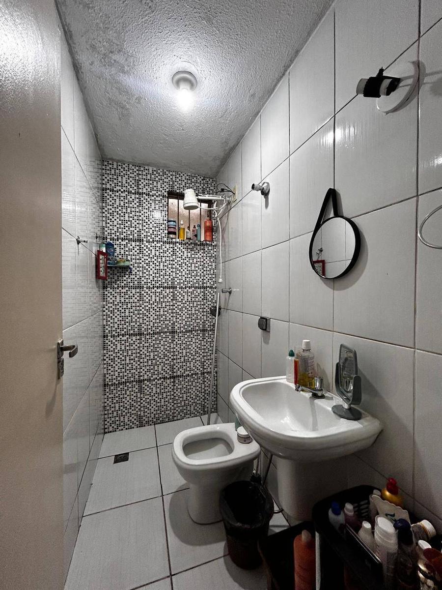 Casa, Floresta, 3 Quartos, 0 Vaga, 1 Suíte