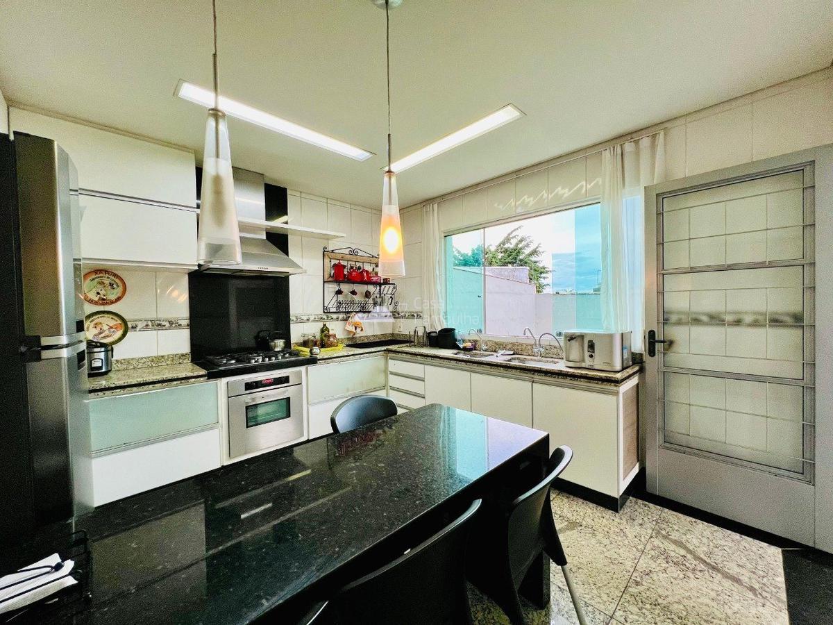 Casa, Santa Amélia, 4 Quartos, 4 Vagas, 1 Suíte