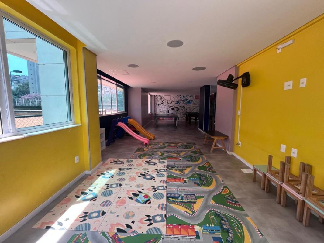 Apartamento, Vila Paris, 2 Quartos, 2 Vagas, 2 Suítes
