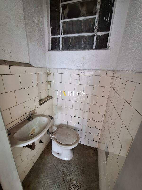 Sala, Centro