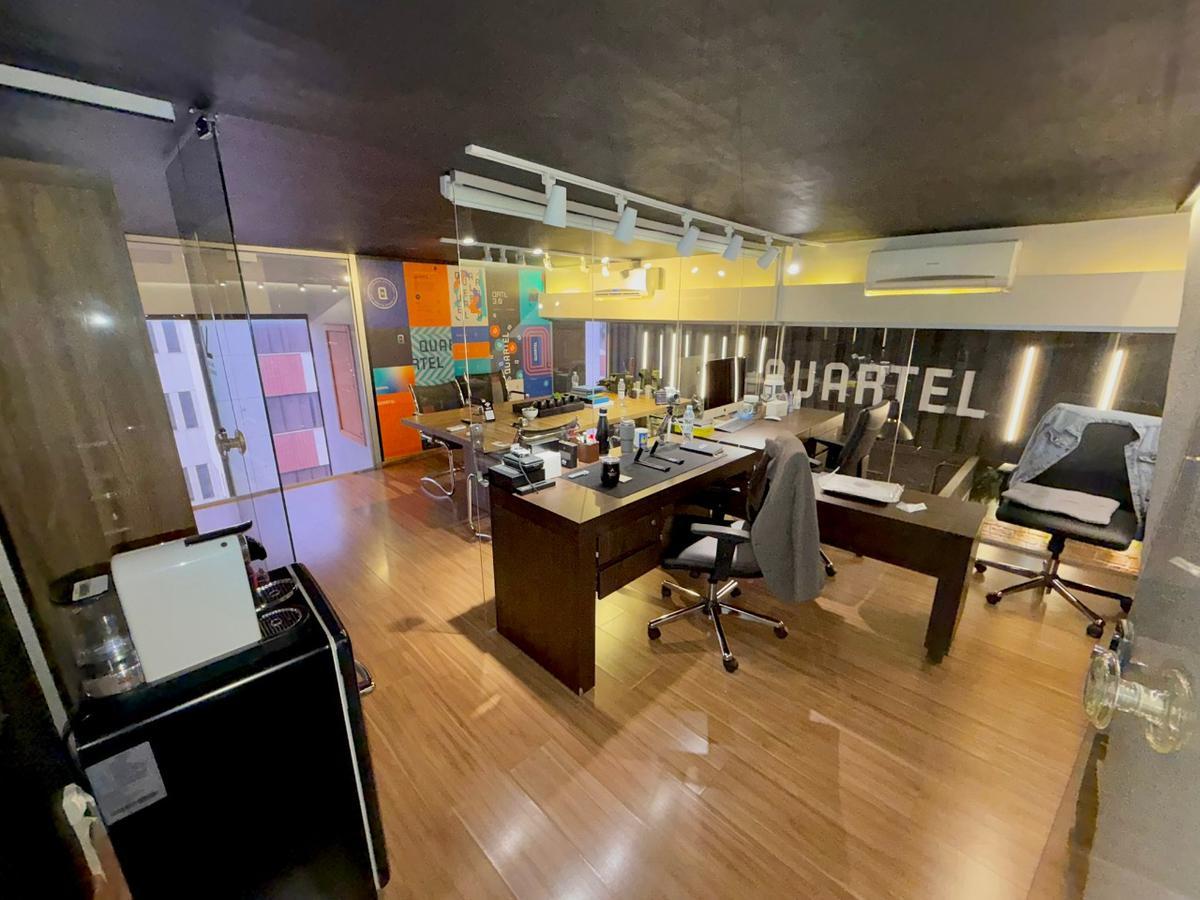 Sala, São José, 0 Quarto, 2 Vagas