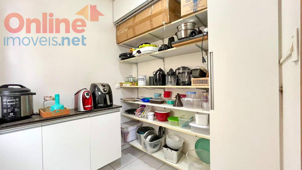 Apartamento, Castelo, 3 Quartos, 0 Vaga, 1 Suíte