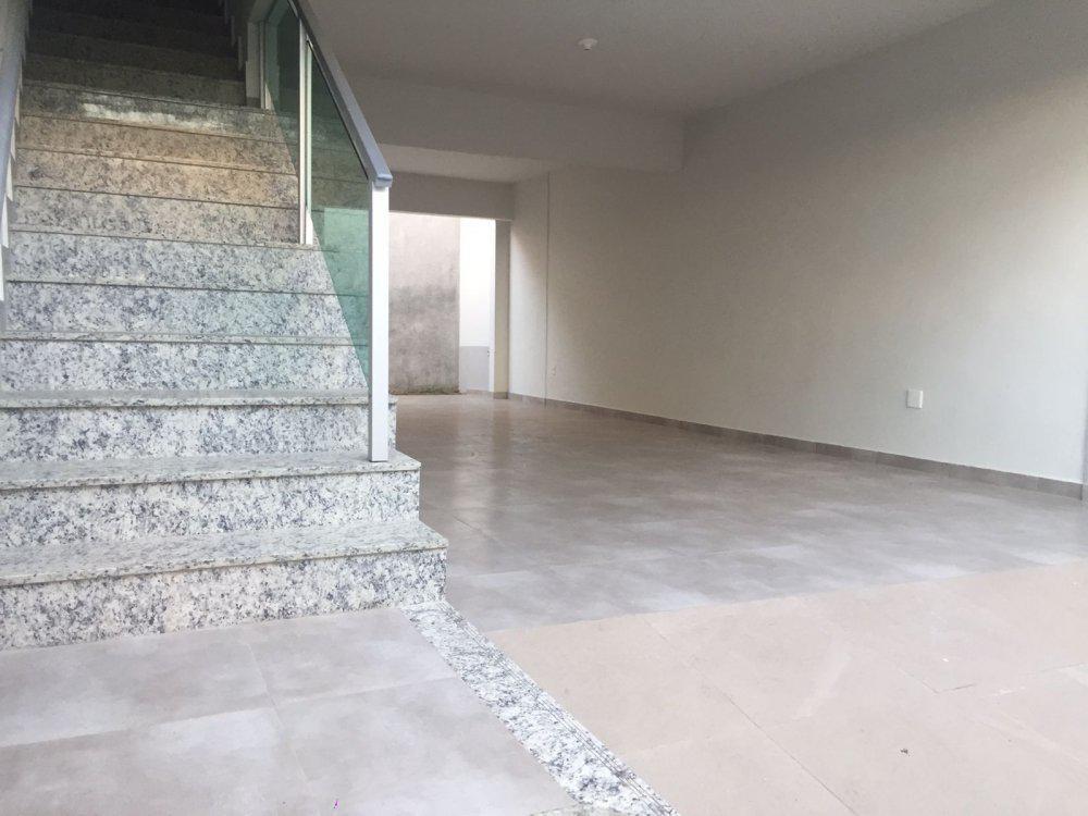 Casa, Cabral, 3 Quartos, 3 Vagas, 1 Suíte