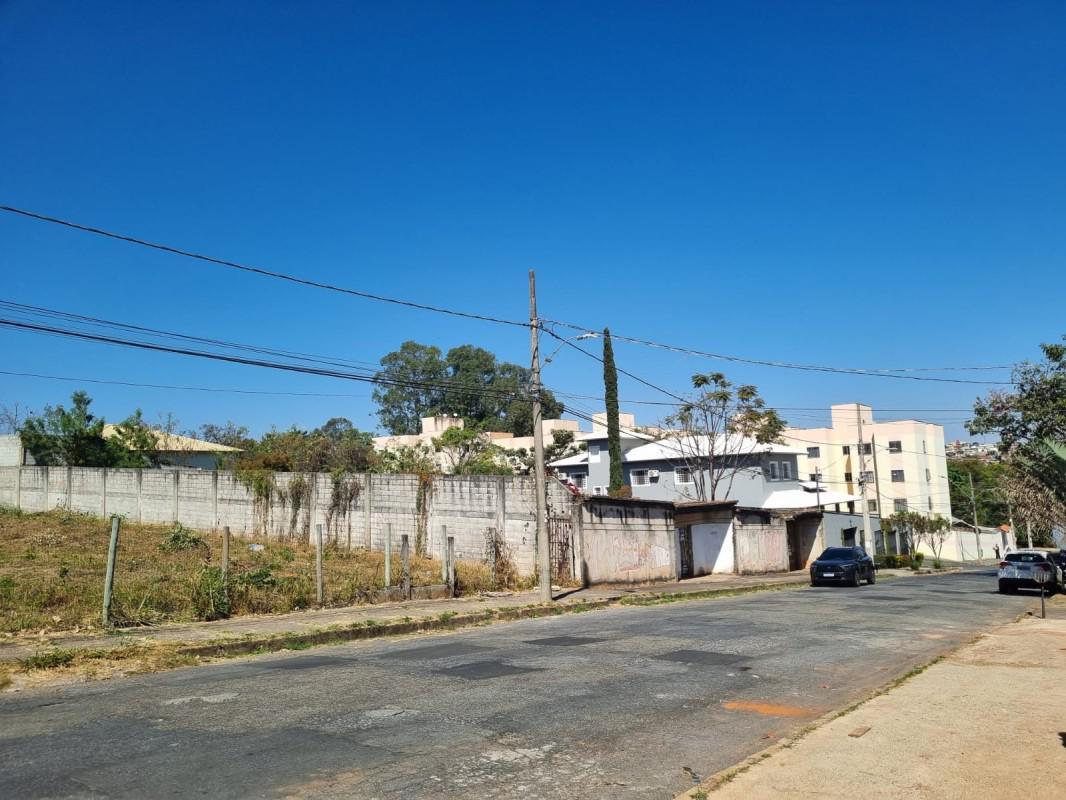 Lote, Bandeirantes (pampulha), 0 Quarto, 0 Vaga