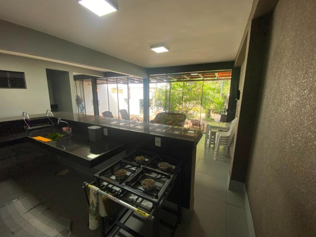 Fazenda, Barreiro, 2 Quartos, 4 Vagas