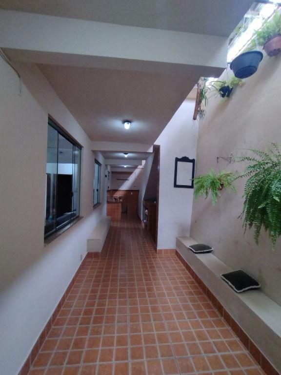 Casa, Morro São Francisco, 3 Quartos, 2 Vagas