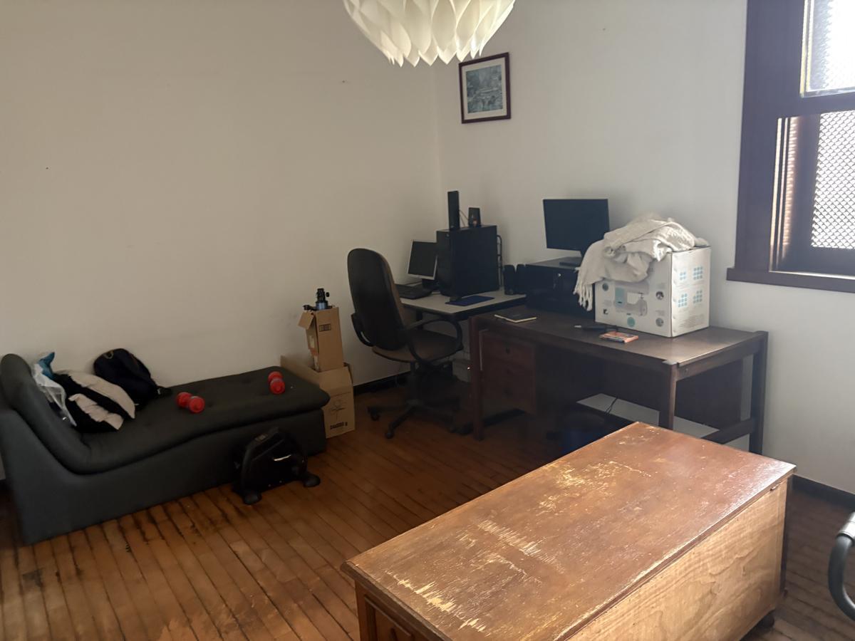 Casa, Vila Paris, 5 Quartos, 3 Vagas, 1 Suíte