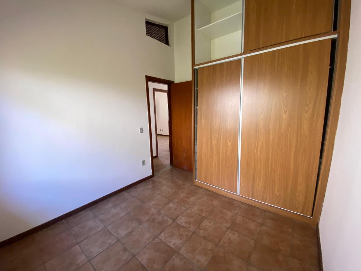 Casa, Nacional, 4 Quartos, 4 Vagas, 2 Suítes
