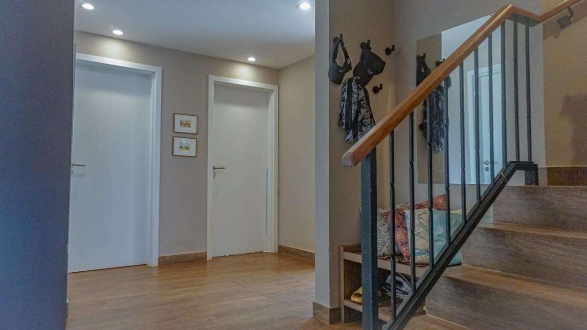 Casa, Alphaville - Lagoa dos Ingleses, 4 Quartos, 3 Vagas, 4 Suítes