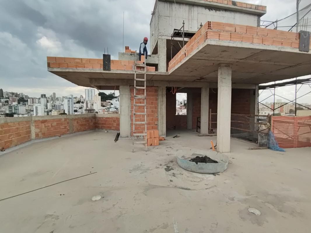 Cobertura, Prado, 4 Quartos, 2 Vagas, 2 Suítes