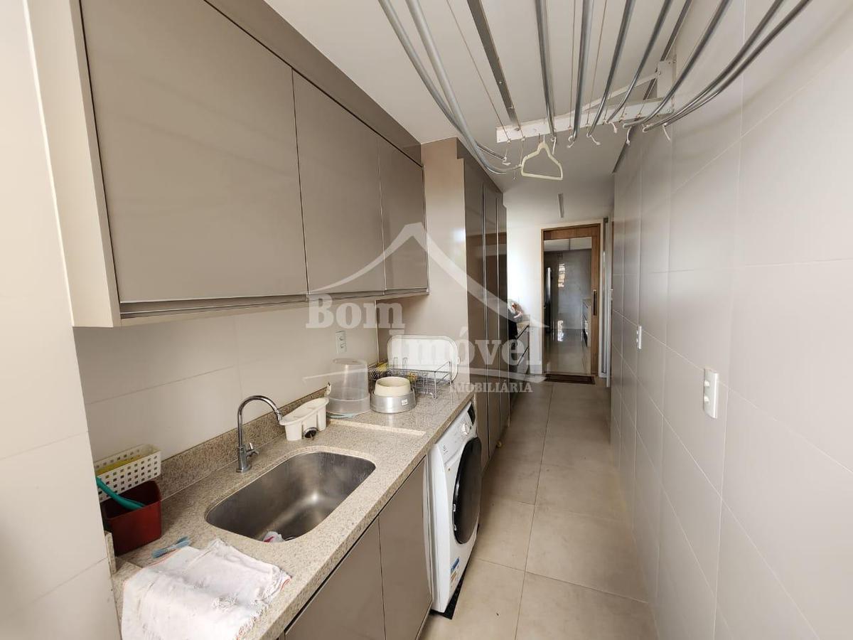 Apartamento, Centro, 0 Quarto, 0 Vaga