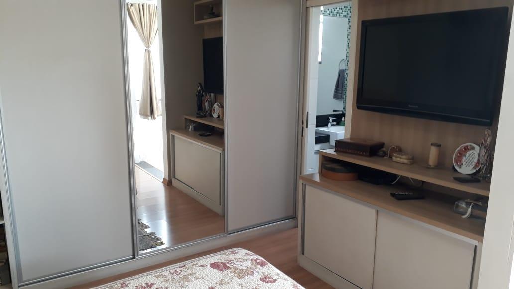 Área Privativa, Fernão Dias, 4 Quartos, 4 Vagas, 2 Suítes