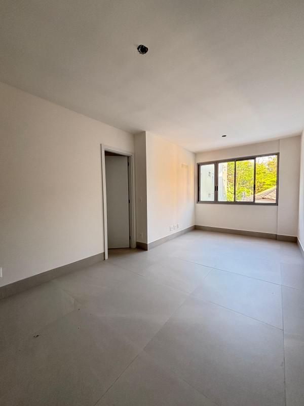 Apartamento, Sagrada Família, 3 Quartos, 2 Vagas, 1 Suíte