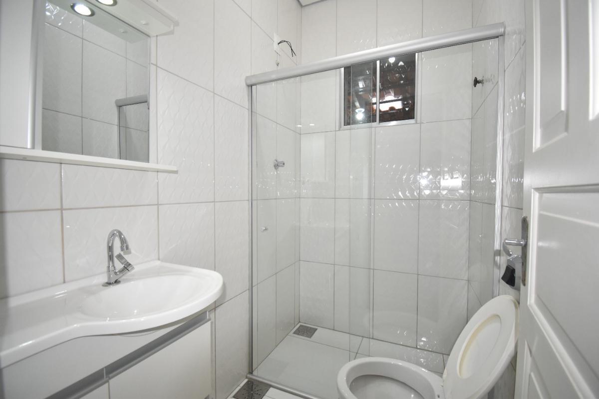 Casa, Itapoã, 2 Quartos, 0 Vaga