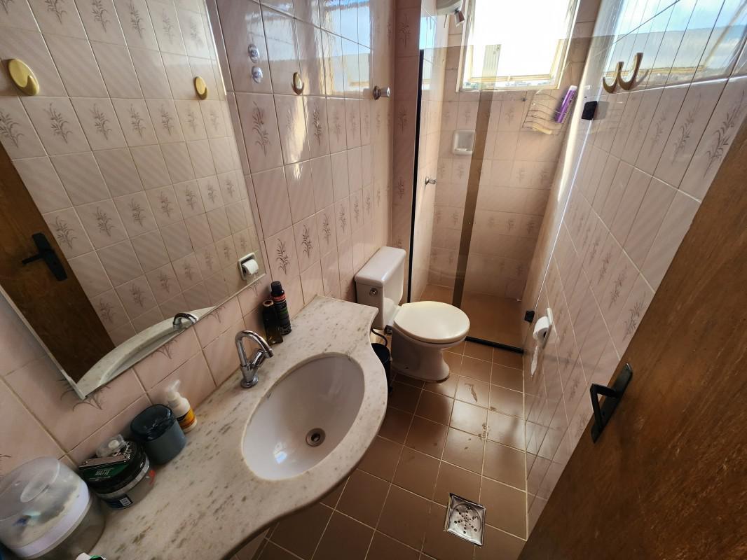 Apartamento, Floresta, 2 Quartos, 1 Vaga