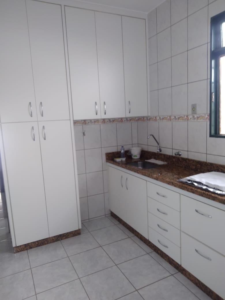 Casa, Nova Suíssa, 4 Quartos, 2 Vagas