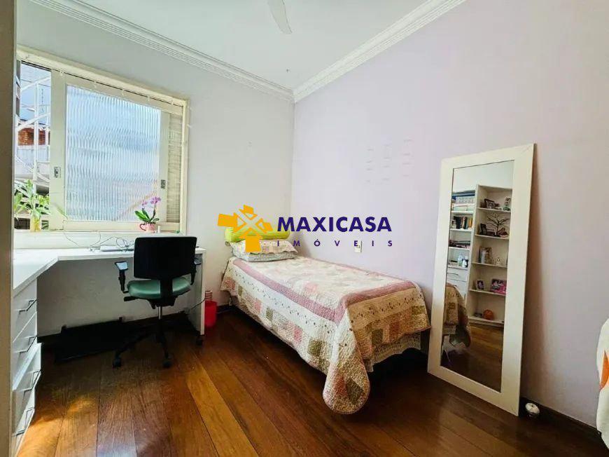 Casa, São José, 3 Quartos, 5 Vagas, 1 Suíte