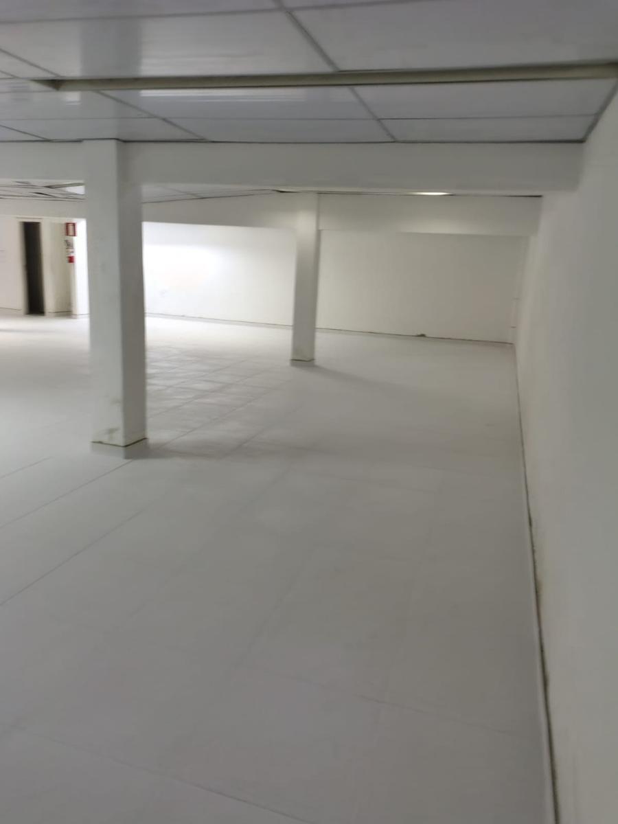Andar, Centro, 0 Quarto, 0 Vaga