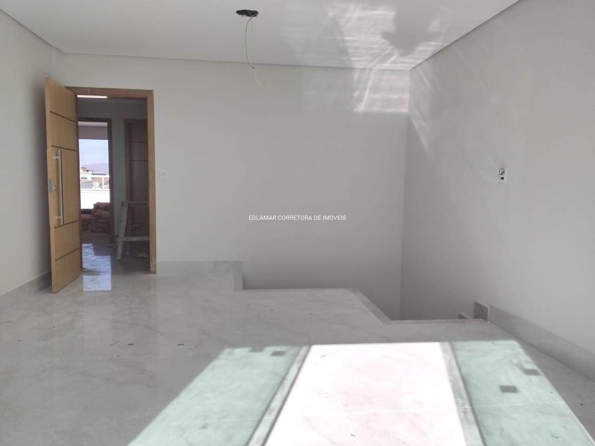 Apartamento, Santa Cruz Industrial, 3 Quartos, 4 Vagas, 1 Suíte