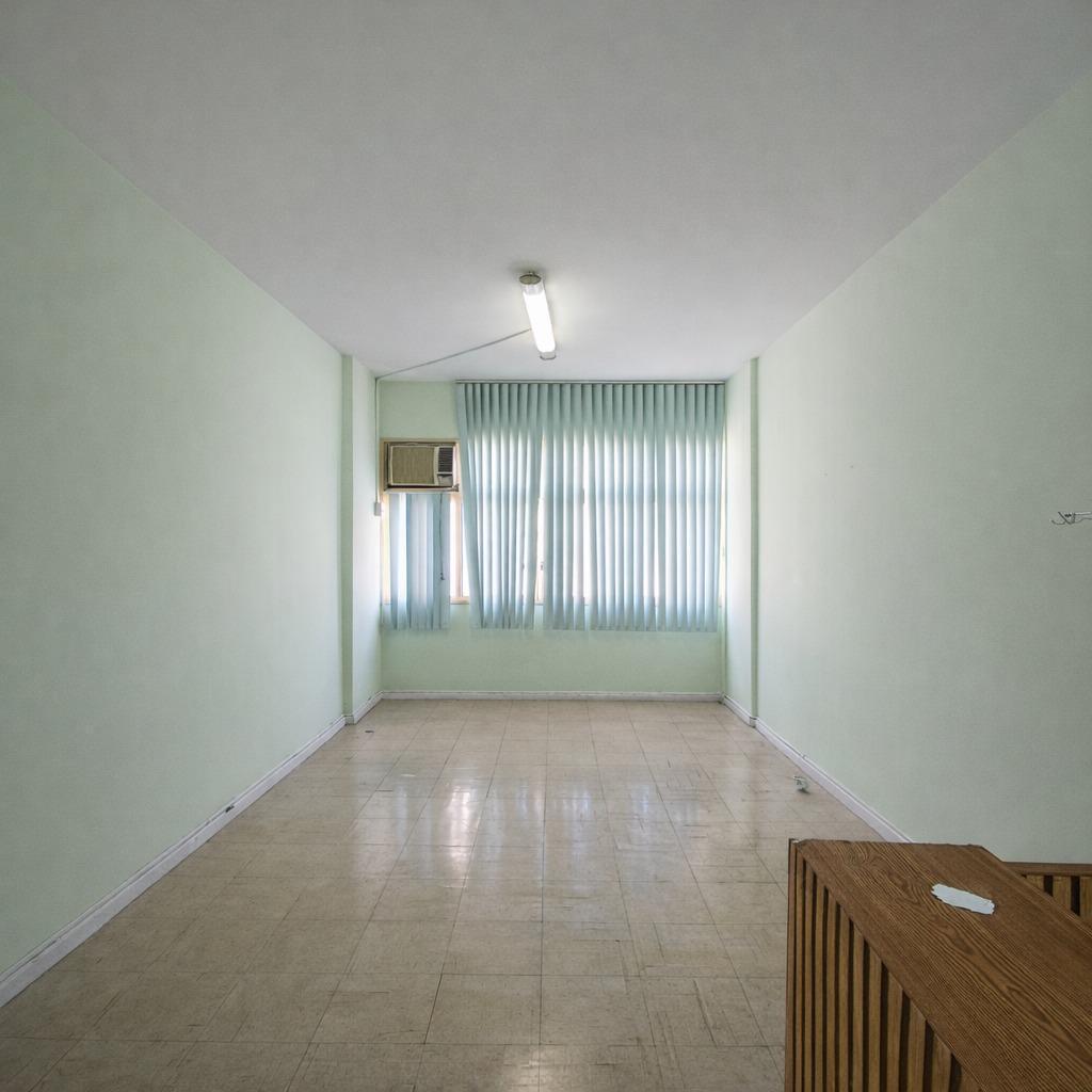 Sala, Centro, 0 Quarto, 0 Vaga