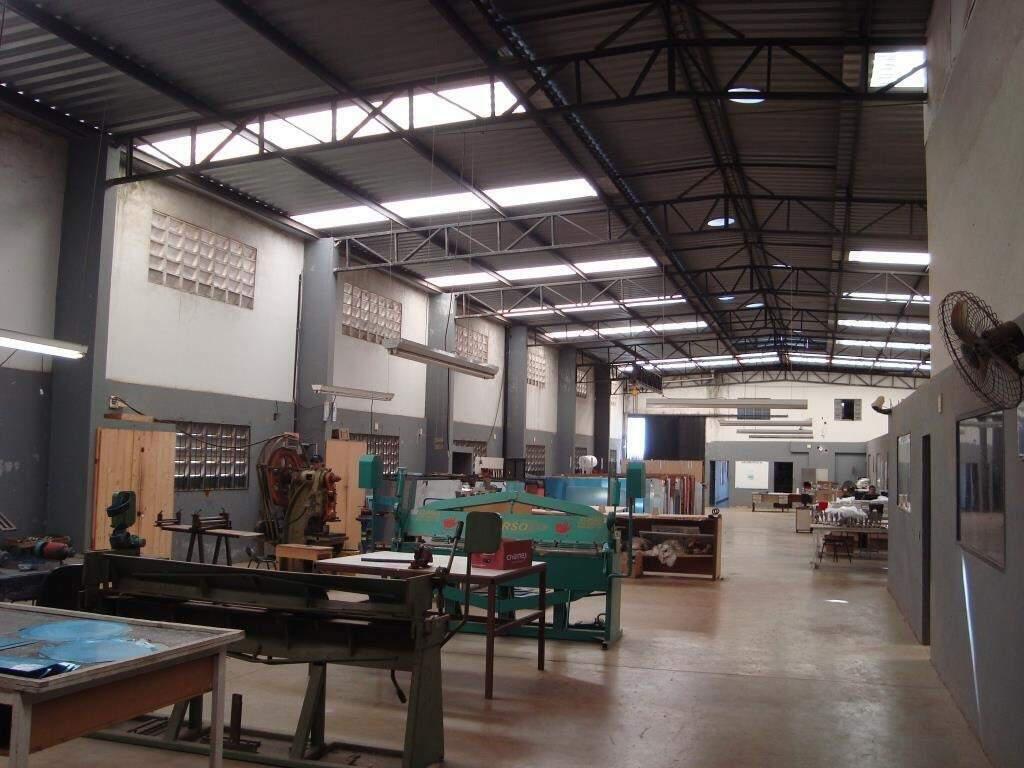 Galpão, Distrito Industrial do Jatobá, 45 Vagas