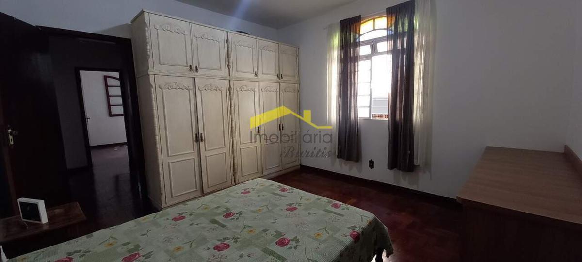 Casa, Havaí, 6 Quartos, 3 Vagas, 1 Suíte