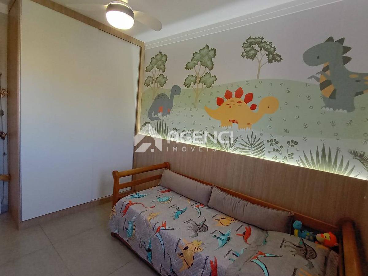 Apartamento, Cabral, 3 Quartos, 0 Vaga, 1 Suíte