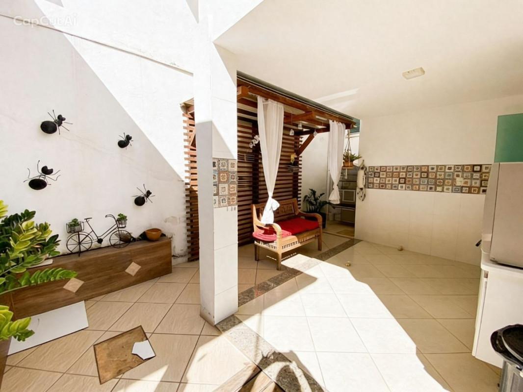 Casa, Manacás, 3 Quartos, 4 Vagas, 1 Suíte