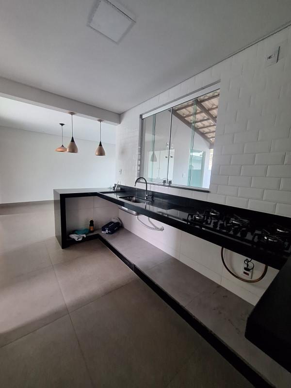 Casa, Cardoso (barreiro), 2 Quartos, 5 Vagas