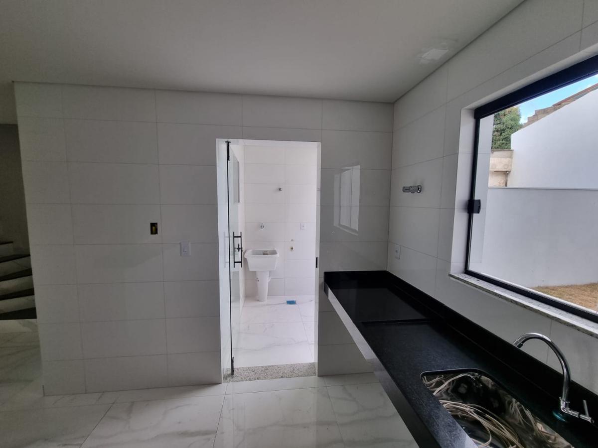 Casa, Floramar, 3 Quartos, 2 Vagas