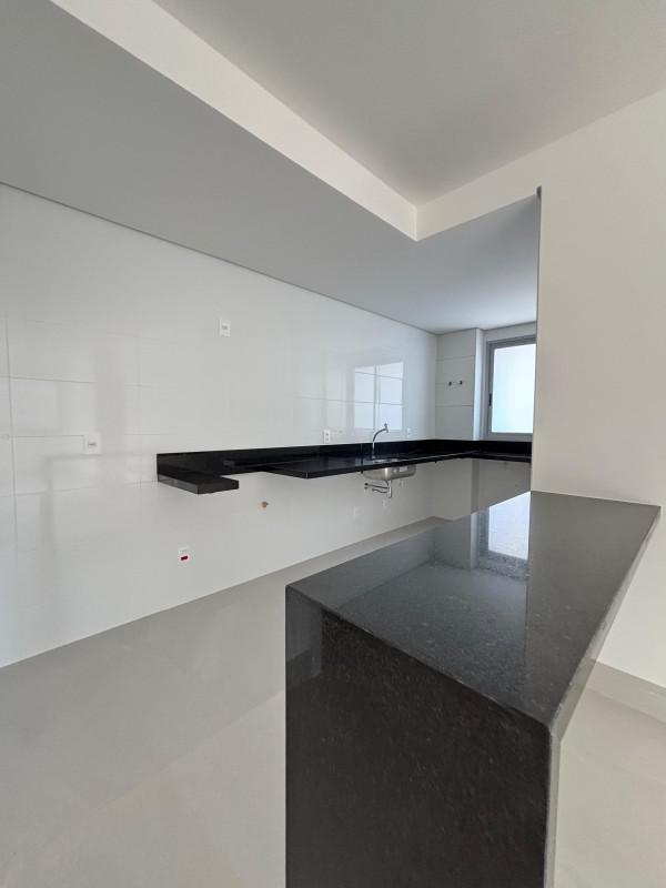 Apartamento, Sagrada Família, 3 Quartos, 2 Vagas, 1 Suíte