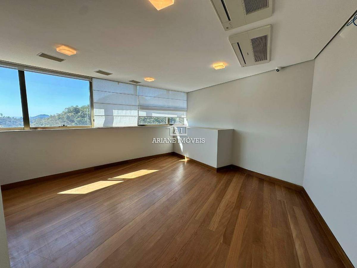 Apartamento, Vale dos Cristais, 4 Quartos, 5 Vagas, 4 Suítes