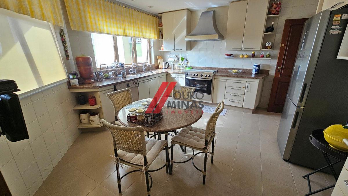 Casa, São Lucas, 4 Quartos, 3 Vagas, 1 Suíte