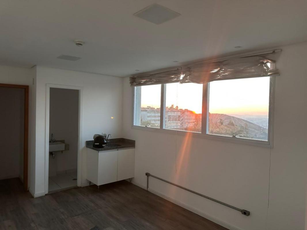 Sala, Vila da Serra, 0 Quarto, 1 Vaga