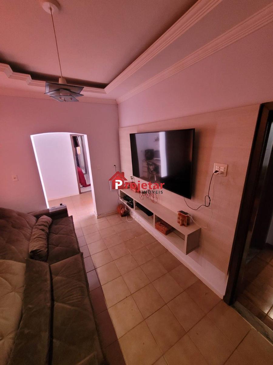 Casa, Floresta, 3 Quartos, 2 Vagas, 1 Suíte
