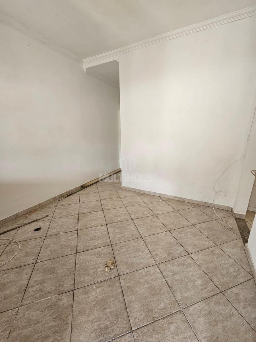 Casa, Letícia, 2 Quartos, 1 Vaga