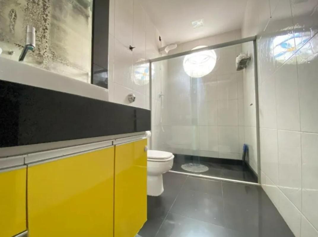 Casa, Planalto, 4 Quartos, 5 Vagas, 2 Suítes